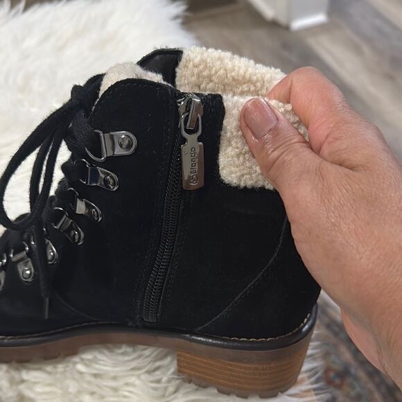 Blondo Waterproof Women's Black Suede Boots with Shearling Lining - Picture 5 of 11